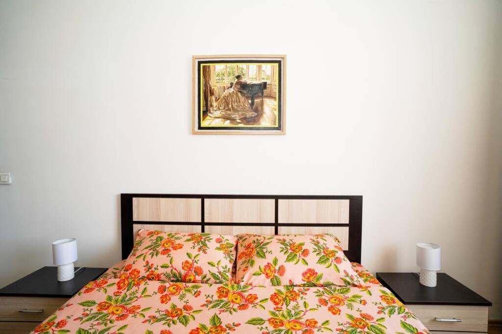 Sky Modern 1 Bedroom Apt W Free Parking Bucharest Luaran gambar