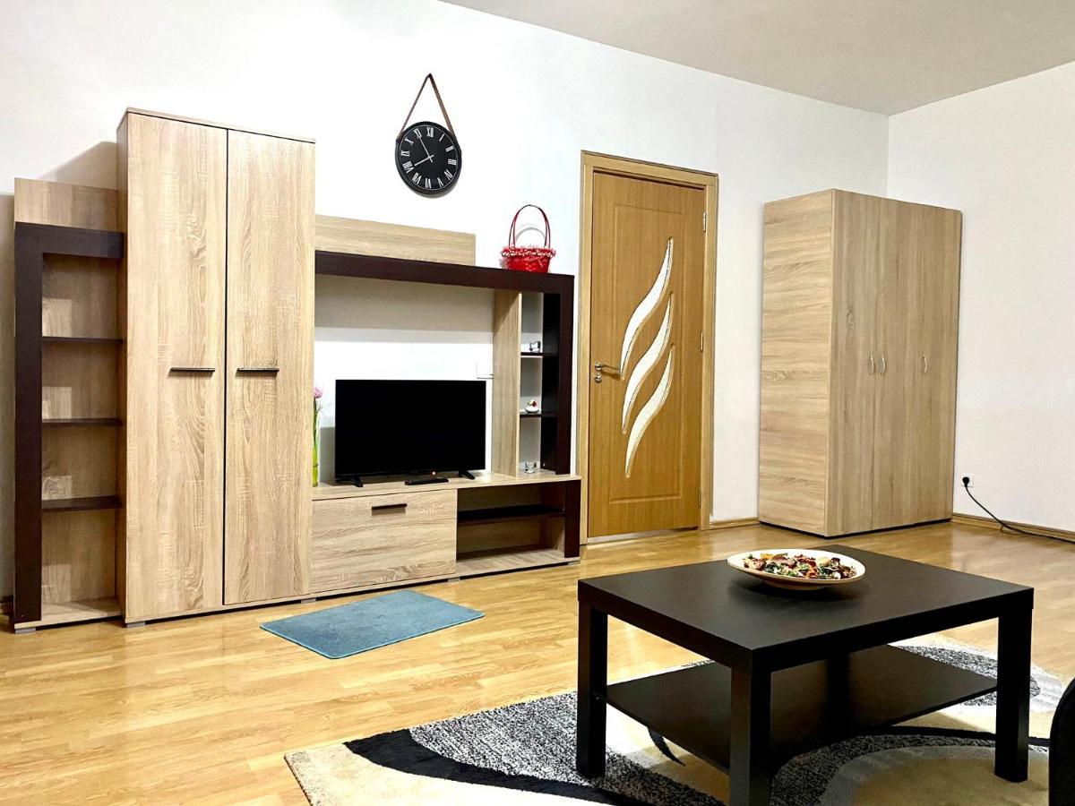 Sky Modern 1 Bedroom Apt W Free Parking Bucharest Luaran gambar